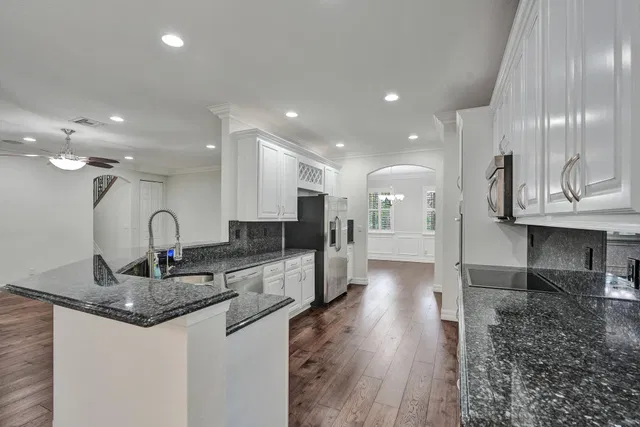 Canterbury Place Residence photo 22
