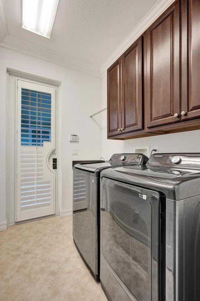 Canterbury Place Residence photo 25