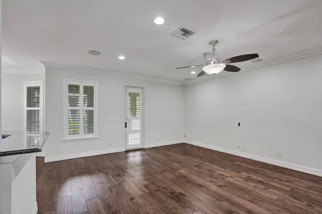 Canterbury Place Residence photo 30