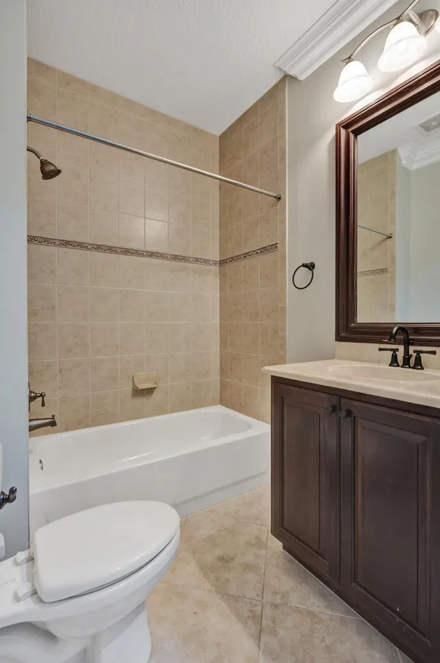 Canterbury Place Residence photo 31