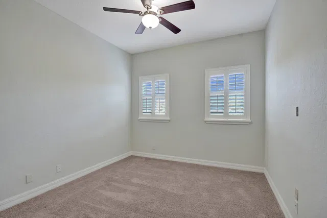 Canterbury Place Residence photo 37
