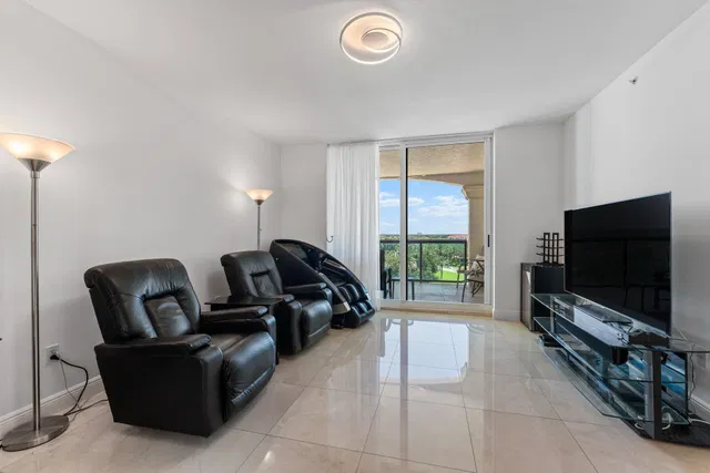 The Landmark Palm Beach Gardens Unit 603b photo 6