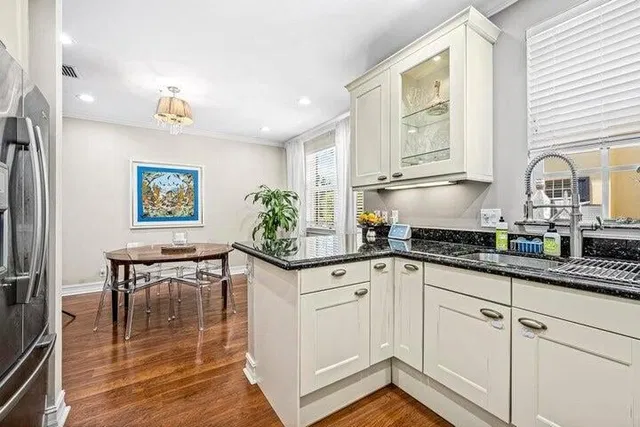 Magnolia Court Residence photo 5
