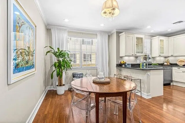 Magnolia Court Residence photo 6