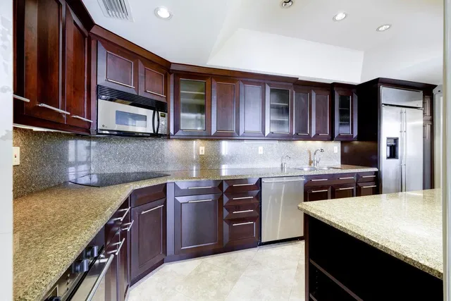 Palm Beach Biltmore Unit 705 photo 7