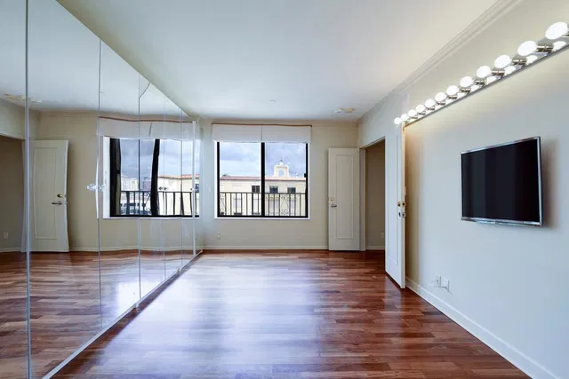 Palm Beach Biltmore Unit 705 photo 13