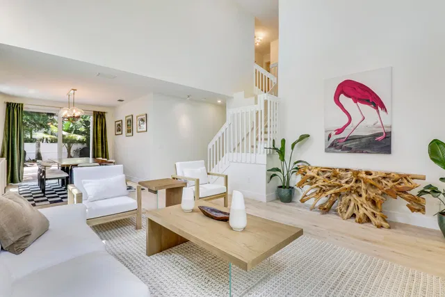 Residence photo 3