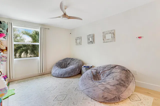 Residence photo 39