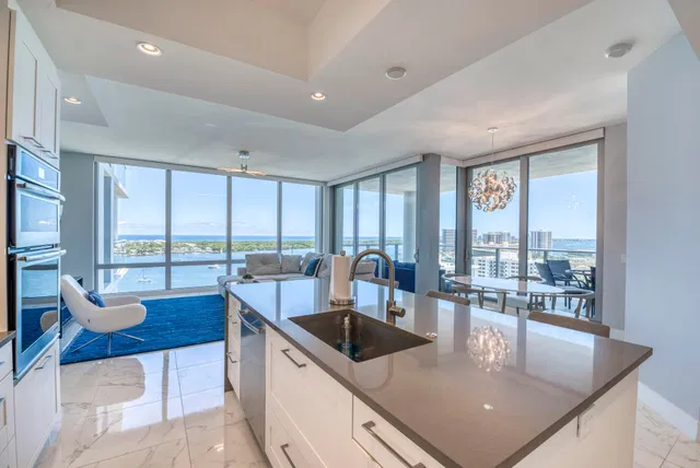 Water Club North Palm Beach Unit 1704 photo 2