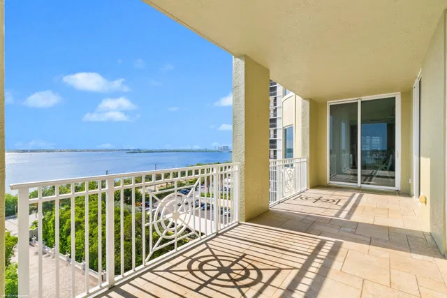 One Singer Island Condos Unit 601 photo 4