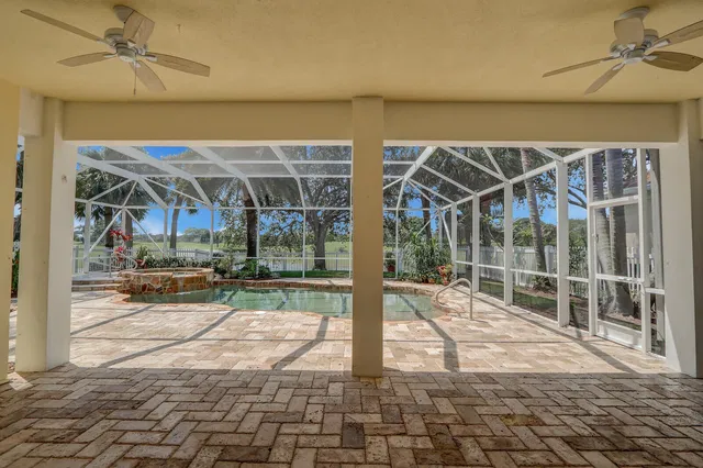 Island at Abacoa Residence photo 7