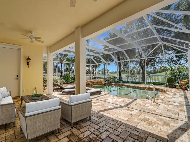Island at Abacoa Residence photo 8