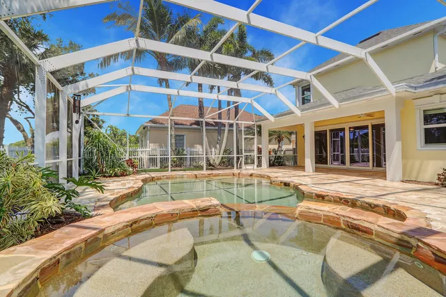 Island at Abacoa Residence photo 10