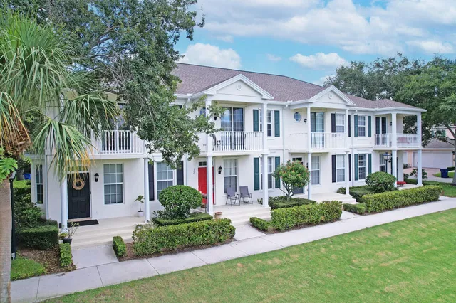 Charleston Court at Abacoa Residence photo 2