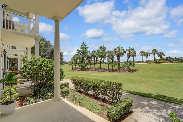 Charleston Court at Abacoa Residence photo 6