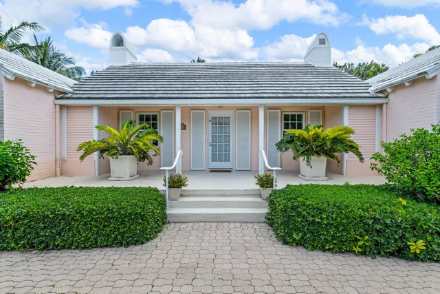 210 Jamaica Lane