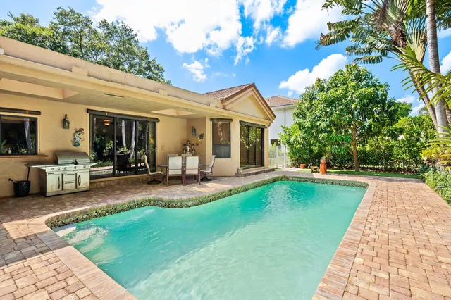 Colonnade Boca Raton Residence photo 3
