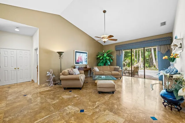 Colonnade Boca Raton Residence photo 4