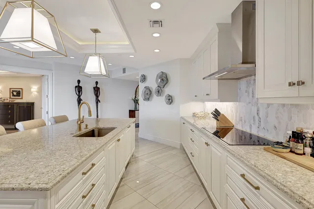 Azure Palm Beach Gardens Unit 503 photo 18