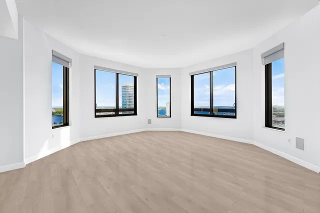 One City Plaza Unit 1105 photo 7