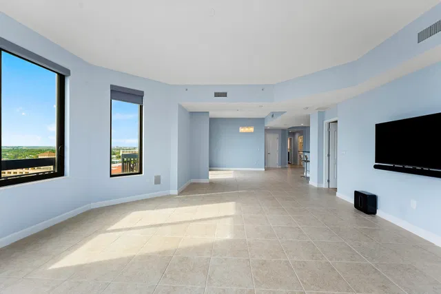 One City Plaza Unit 1105 photo 10