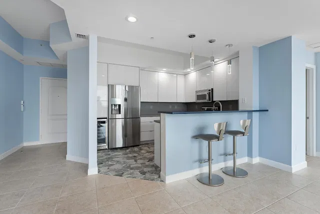 One City Plaza Unit 1105 photo 14