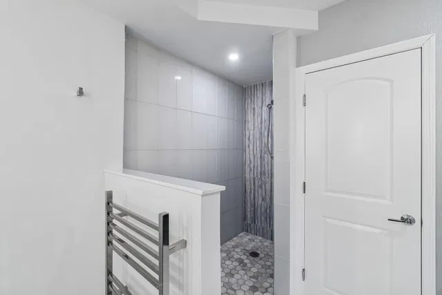 One City Plaza Unit 1105 photo 26