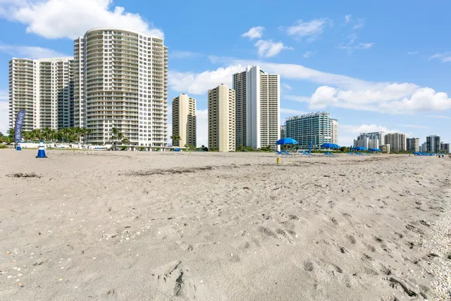 Ritz Carlton Residences Singer Island Unit 805b photo 2