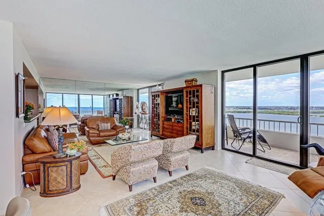 Water Glades Unit 16 -C photo 10