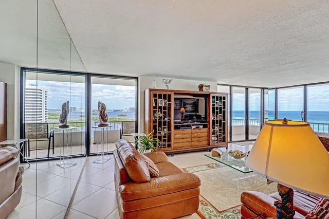 Water Glades Unit 16 -C photo 15
