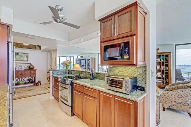 Water Glades Unit 16 -C photo 18