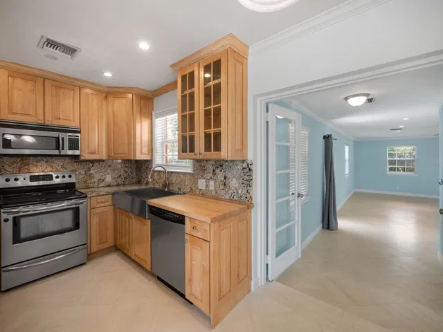 SoSo West Palm Beach Residence photo 7