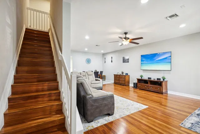 Canterbury Place Residence photo 5