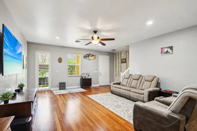 Canterbury Place Residence photo 7