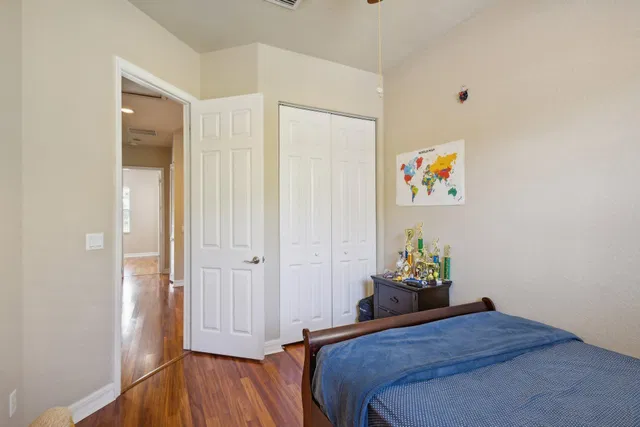Canterbury Place Residence photo 36