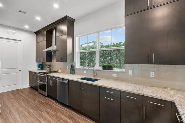 Residences at Midtown Palm Beach Gardens Residence photo 6