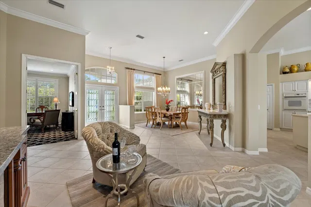 Monarch Country Club Residence photo 5