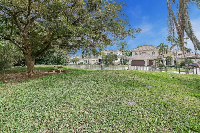 Boca Grove Residence photo 49