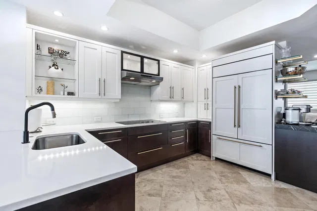 Beach Front at Singer Island Unit 605 photo 6