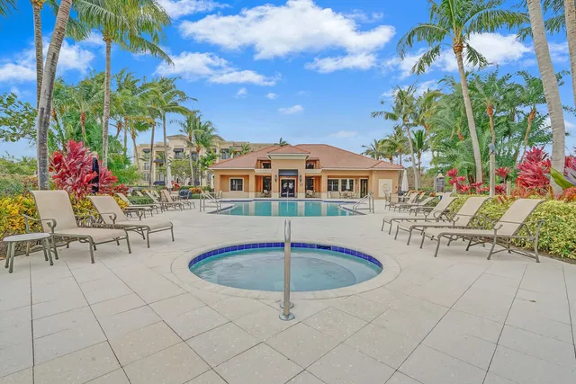 Residences at Midtown Palm Beach Gardens Unit 2405 photo 7