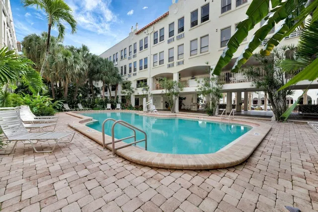 235 Sunrise Avenue #2017