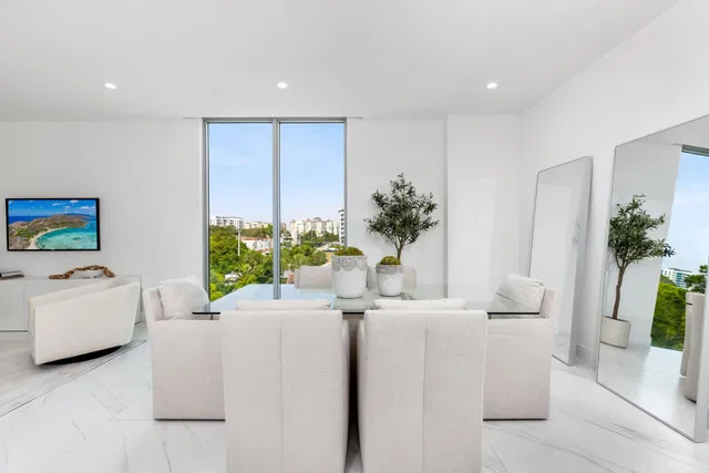 Royal Palm Residences Boca Raton Unit 406 photo 9