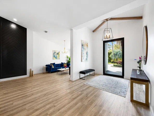 Boca Bath & Tennis Residence photo 8