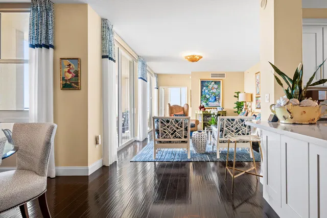 CityPlace South Tower Unit 1811 photo 3