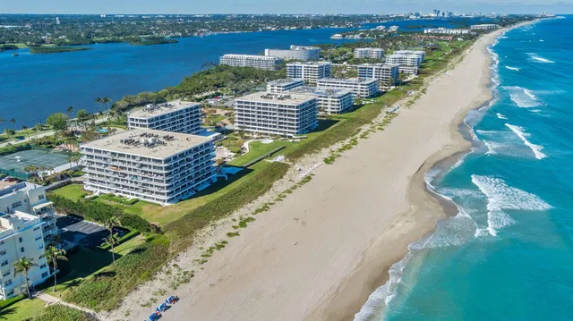 2660 S Ocean Boulevard #702n