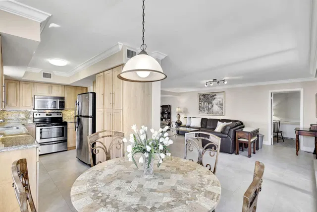 Eastpointe Singer Island Unit 14-A photo 3