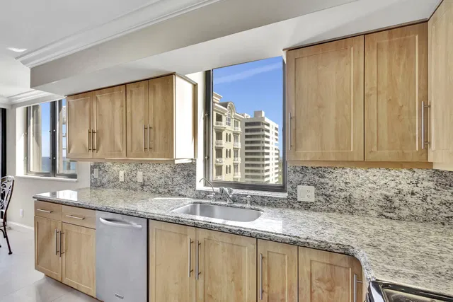 Eastpointe Singer Island Unit 14-A photo 10