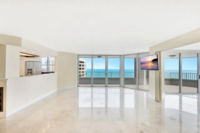 Corniche Singer Island Unit 1401 photo 2