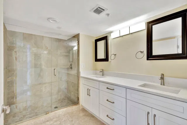 Corniche Singer Island Unit 1401 photo 15