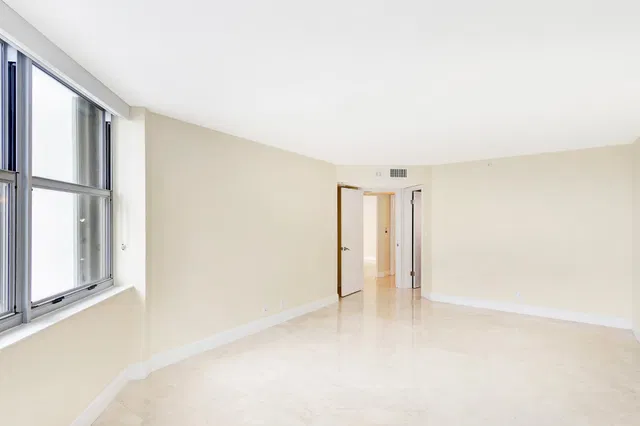 Corniche Singer Island Unit 1401 photo 19